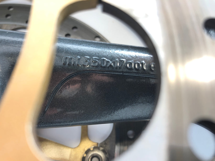 Moto Guzzi V11 [2001] - etupyörän reuna