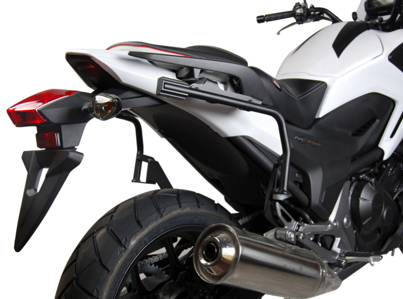 Honda Nc 700 [SHAD] - 3P-kiinnitysjärjestelmä (sivulla) - Honda