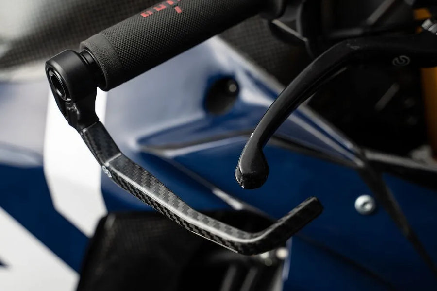 honda cb 500 hornet [GILLES TOOLING] – Karbon-Bremshebelschutz