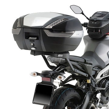 Yamaha XSR 900 [GIVI] - Topcase Träger für MONOKEY® oder MONOLOCK® Koffer zu montieren mit der MONOKEY® Platte M5