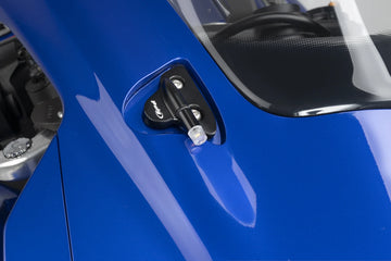 YAMAHA YZF-R1M [2025] – Taustapeilien suojukset kielekkeen ilmaisinsarjalla – Musta - 0