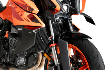 KTM 990 DUKE R [2025] – Jäähdyttimen suoja – musta