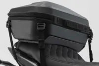 Moto Guzzi V 7 III Carbon [SW-MOTECH] – Urban ABS Topcase Spanngurt-Variante mit Bodeneinsatz