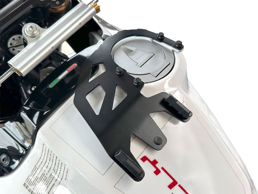 Ducati DesertX [2022-2025] - Tankring Basic inkl. Gegenstück Tankrucksack Detailansicht