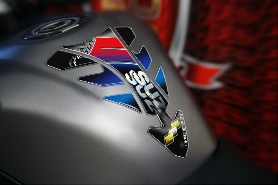 KTM RC 390 [2025] – Tulevaisuuden tankinsuoja – hopea