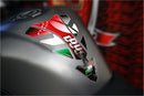 UNIVERSAL UNIVERSAL UNIVERSAL – Tulevaisuuden tankinsuoja – musta-11