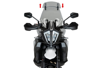 KTM 890 SMT [2025] – touring näyttö spoilerinäytöllä – sävytetty