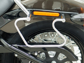 Harley Davidson Softail Street Bob (Milwaukee -Keight 107/114) [2018] - Pakkauslaukut