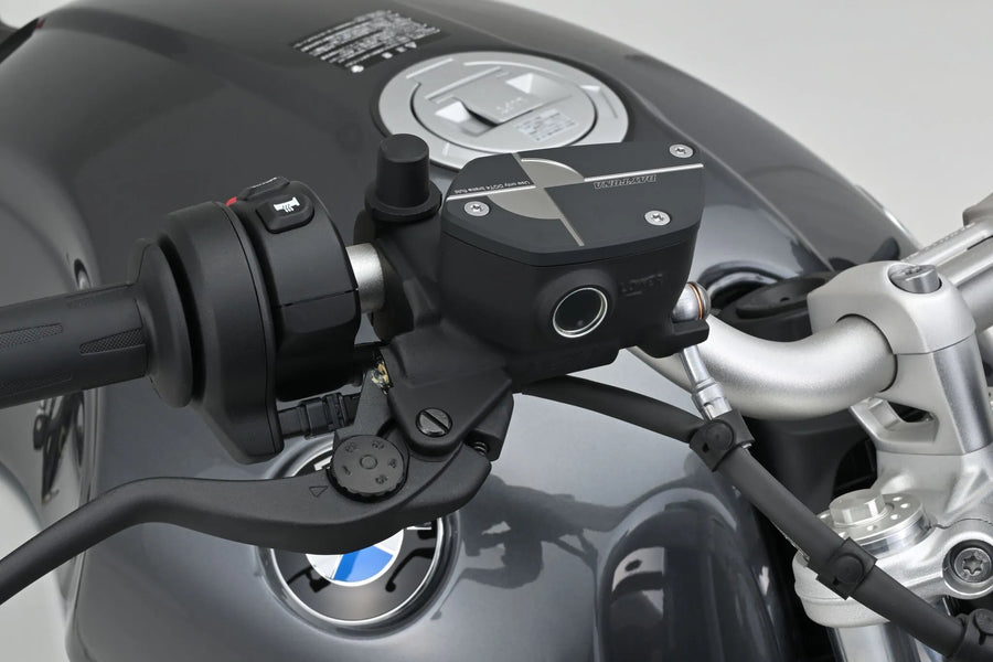 BMW F 900 R [Daytona] - etusylinterikorkki