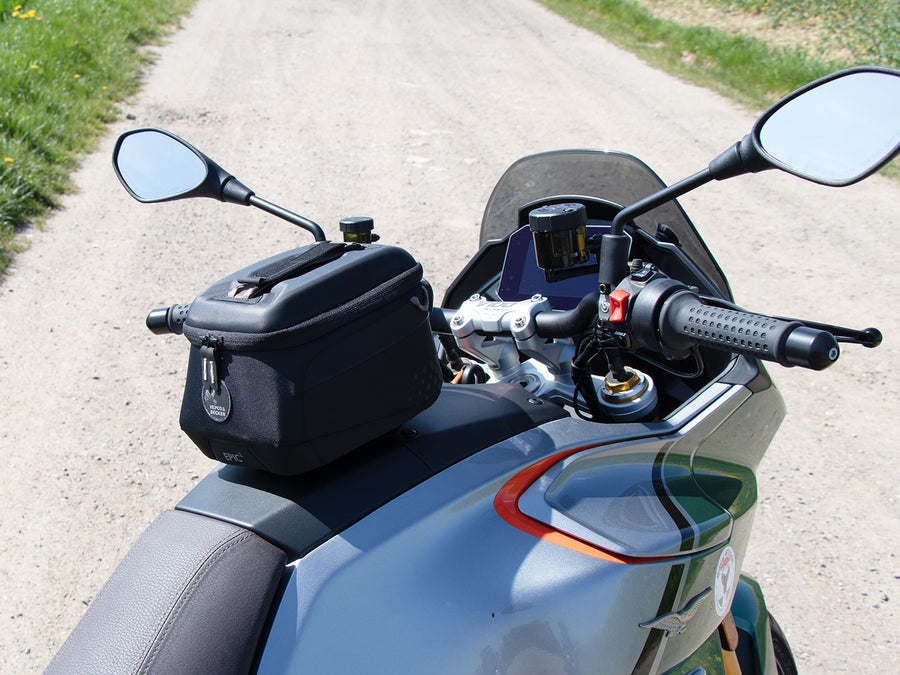 BMW R 1300 RS [2025-] - Tavaraesimerkki tankkirenkaalle Basic