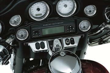 Harley-Davidson Ultra Limited FlHTK [Kuryakyn]-Konsolin vaihtaminen - 0