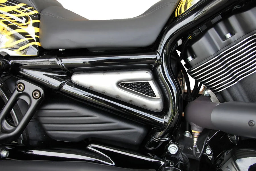Harley Davidson V-Rod [CULT WERK] – Tankin kansi