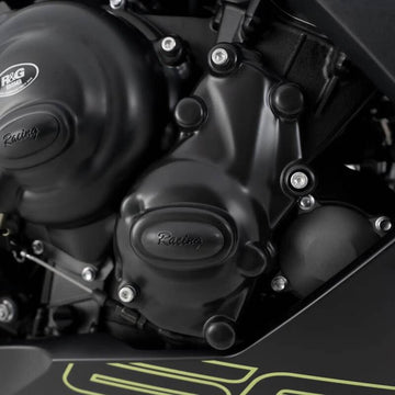 Triumph DAYTONA 660 [2024-2026] - Race Series oikean kampikammion suojus (sytytys) - Musta Triumph Trident 660