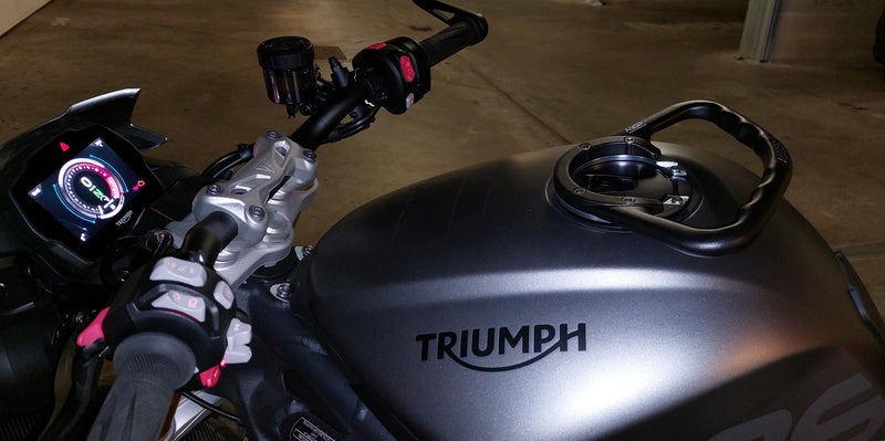 Triumph Speed ​​Triple 1200 Rs [A-SIDER] - AI-SIDER tank grab handle