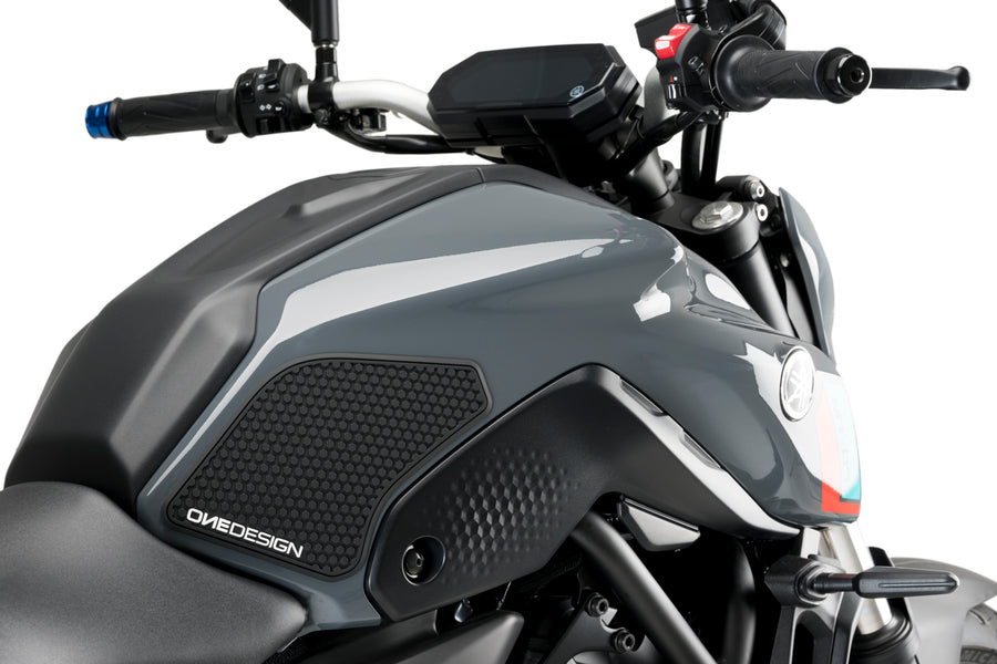 YAMAHA MT-07 [2023] – Sivusäiliön suojat – Läpinäkyvä