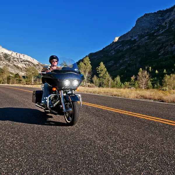 Harley-Davidson FLTR 1584 Road Glide [2010] - Adaptive 2 LED headlights – picture 12