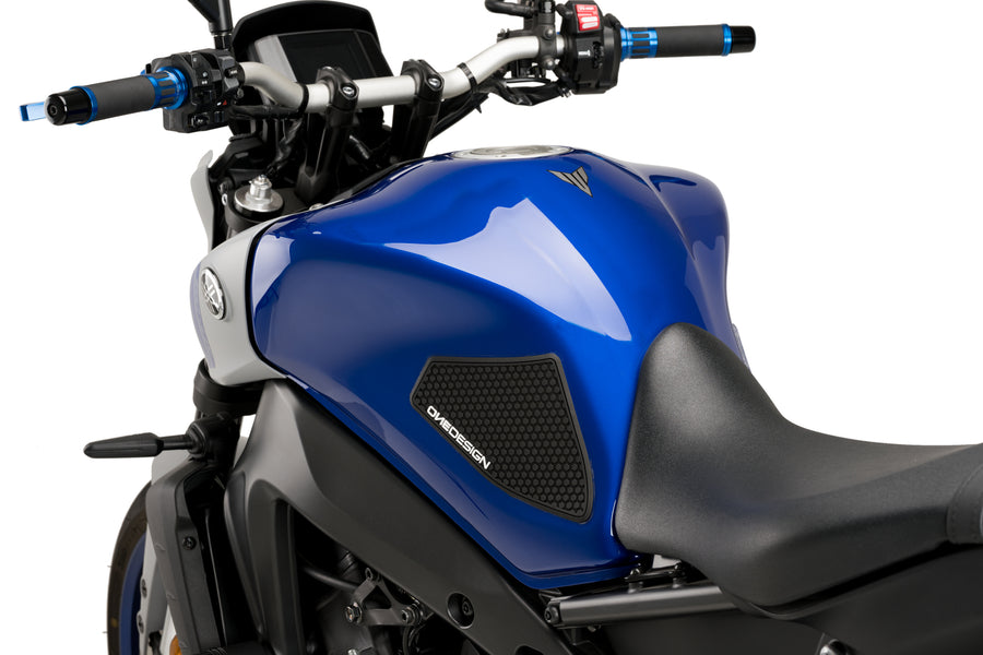YAMAHA MT-09 SP [2023] – Sivusäiliön suojus – Läpinäkyvä