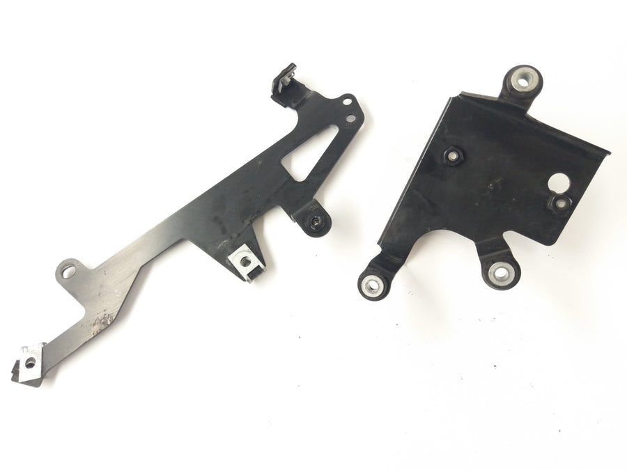Aprilia RST 1000 Futura [2004] - Aggregaatti Holder Pari
