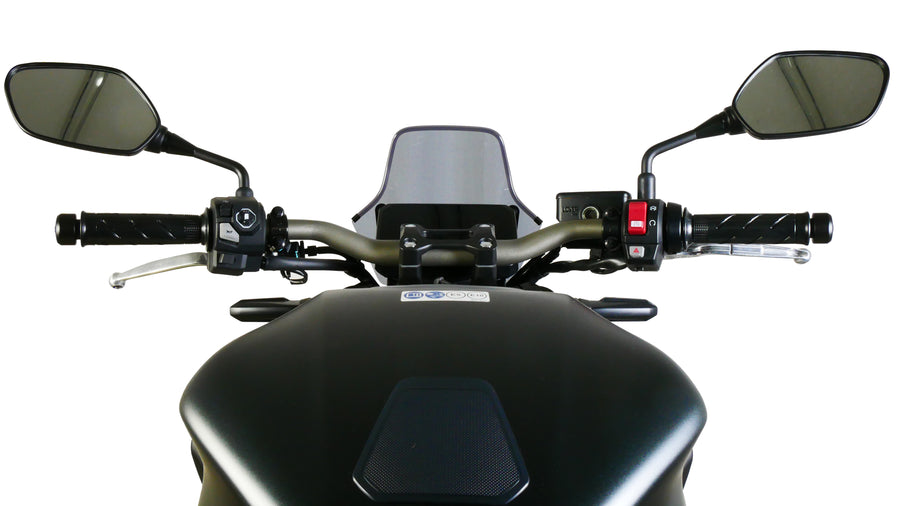 Honda CB 650 R [2024-] – NRM-kilvenäyttö takaa katsottuna