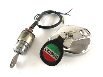 Laverda 1000/1 [1973] - Castle Set Tank Lock Sytytyslukko