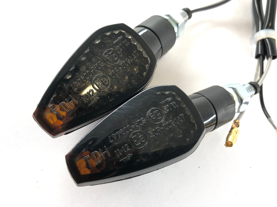 LED BLINKER RESPANCANS Black [E -testillä] - Yamaha Kawasaki Suzuki Ducati KTM