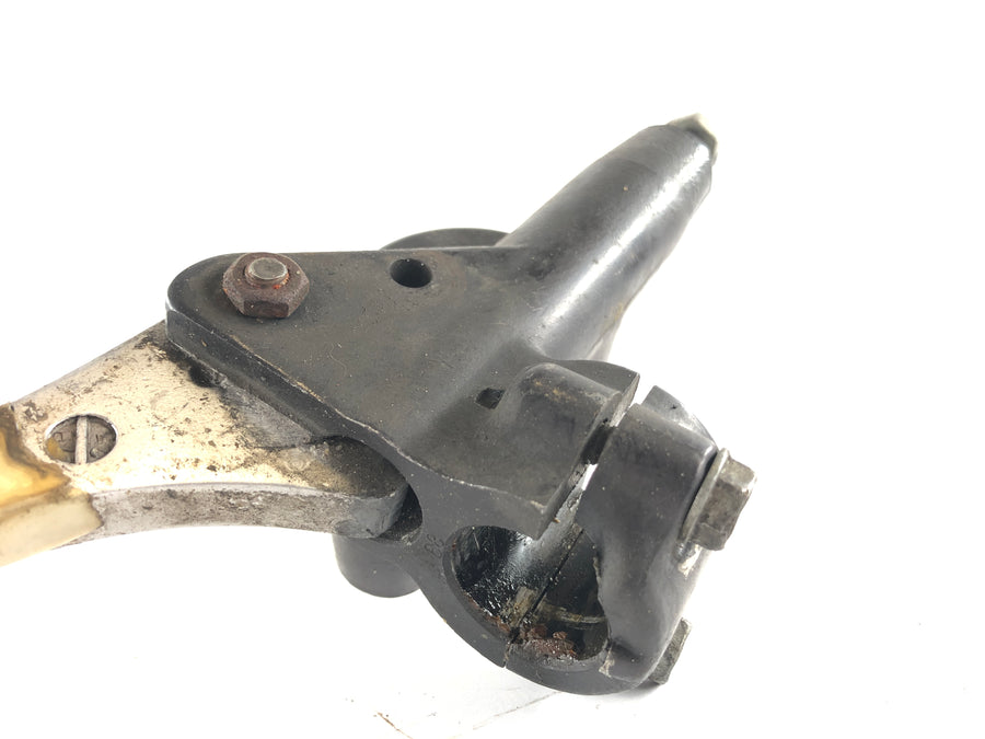 Suzuki T 500 [GT 500] - Jarrupumppu etujarrupumpun edessä