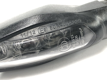 Husqvarna 701 Svartpilen [2019] - Suuntavilkun LED-merkkivalo edessä 1 kpl