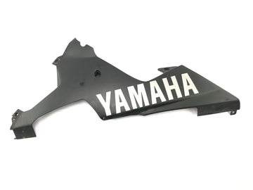 Yamaha YZF R1 RN09 [2002] - Sivuvaipan oikea alapaneeli