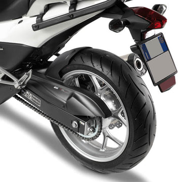Honda NC 700 S (12 > 13) / NC 750 S / NC 750 S DCT [GIVI] - Rear wheel cover with chain guard made of ABS