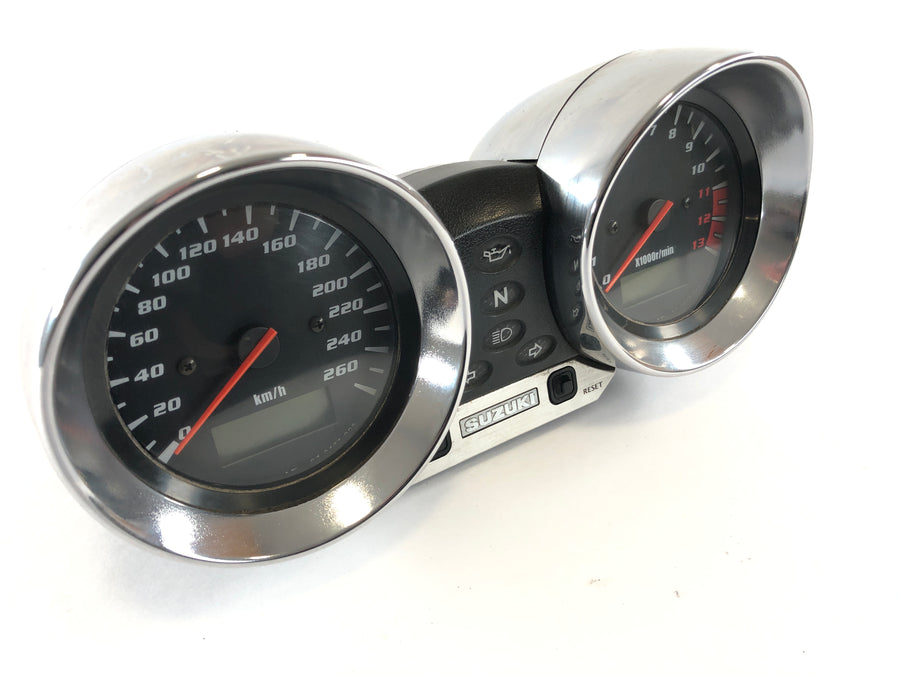 Suzuki Bandit GSF 1200 S WVA9 [2001] - Ohjaamon varusteet Tacho 97088 km
