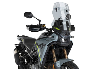 CFMOTO 450MT [2025] – touring näyttö spoilerinäytöllä – sävytetty