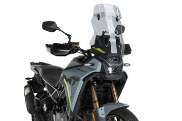 CFMOTO 450MT [2025] – touring näyttö spoilerinäytöllä – sävytetty
