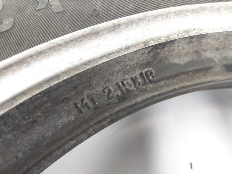 Yamaha XJ 900 F 58L [1985] - etupyörän reuna