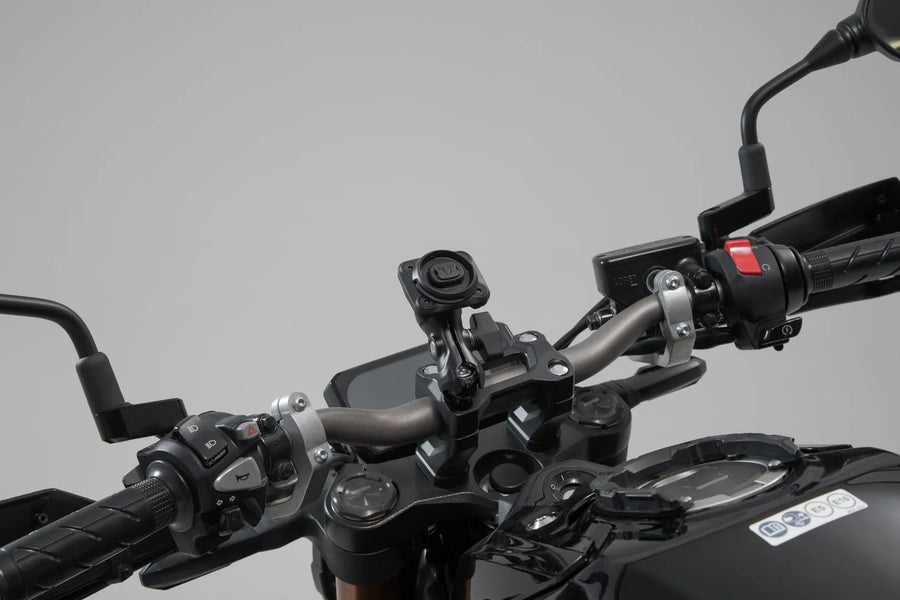 Triumph Street Twin 900 [SW-MOTECH]-Universal GPS Focalor Set