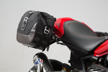 Ducati Monster 797 [2017-2020] - Legend Gear LC1 & LC2 Seitentaschensystem Black Edition – Bild 1