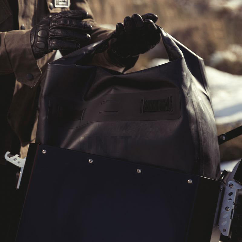 BMW R nineT 1200 Scrambler [2016-2023] - Khali Universal TPU Tasche