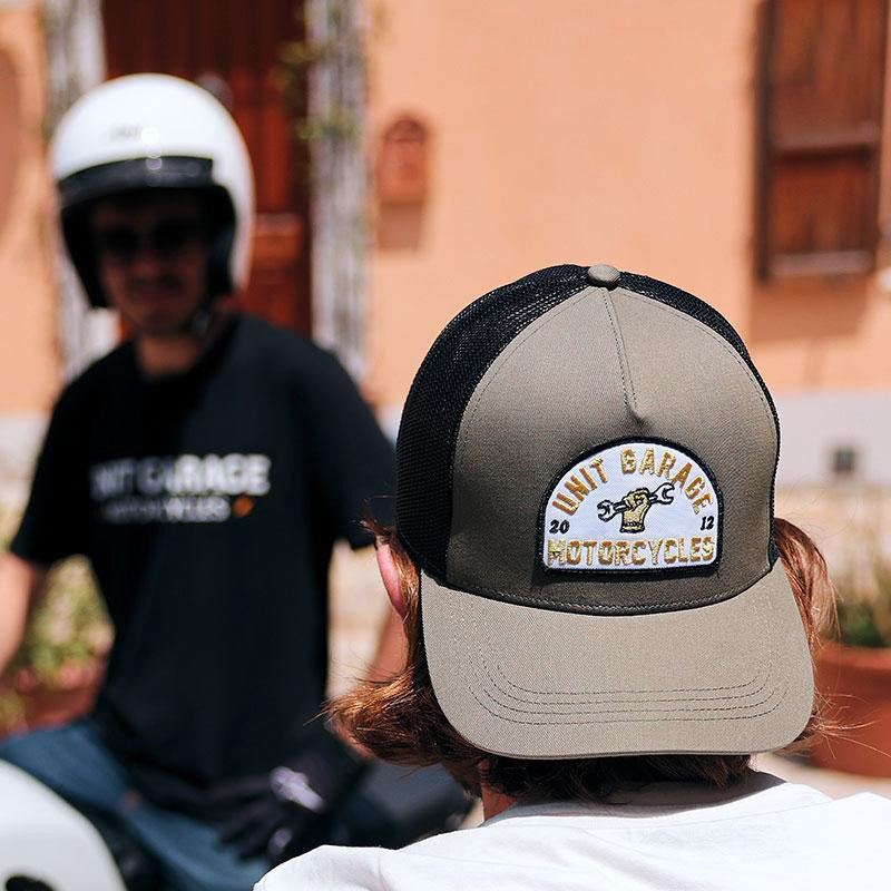 BMW F 900 GS Adventure [2024-] - Grüner Trucker Wrench Unitgarage Hut
