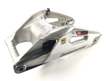 Aprilia RSV4 1000 [2010] - Swingke takapyörän swingin rikkoutuneen kokoonpanon kulutus - 0