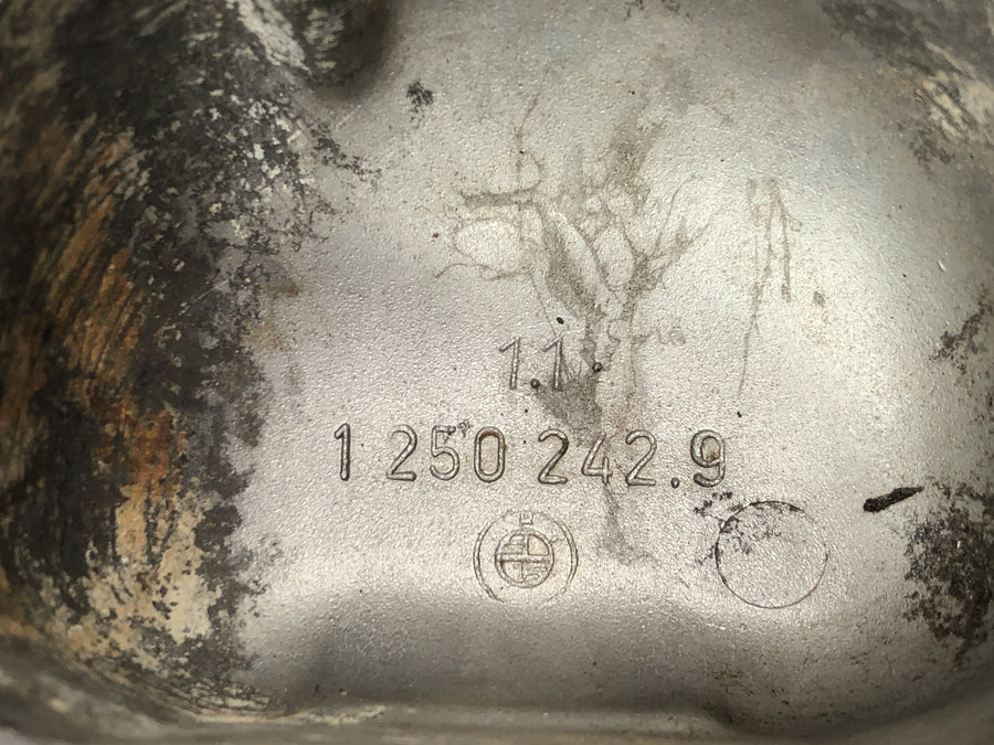 BMW R 75/5 [1973] - Ventildeckel links