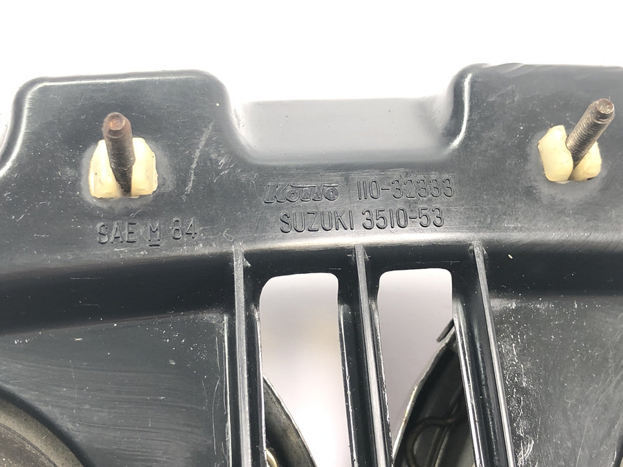 Suzuki GSX R 1100 GU74C [1987] - Ajovalojen kaksinkertainen etuvalo