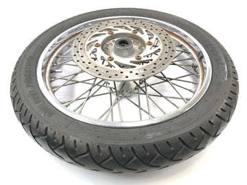 Yamaha XVS 650 Drag Star VM03 [2001] - Etupyörän reuna puhui pyörälle jarrulevyllä 19 tuumaa