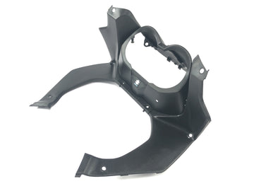 Suzuki GSF 1250 SA Bandit WVCH [2007] - Ohjaamon suojuksen instrumentin kannen sisäsuojus