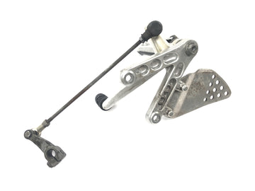 Honda CBR 900 RR SC28 [1995] - Driver's footrest left Footrest system Footrest left with shift pedal and shift linkage - 0