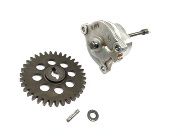 Suzuki GSX R 1000 WVBZ K3 [2003] - Oil pump oil pump wheel gear drive complete - 0