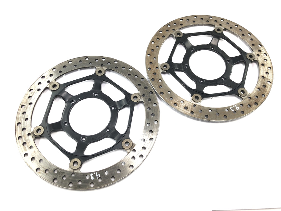 Honda CBR 1000 RR SC59 [2008] - Pari etujarrulevyjä 4,3 x 320 mm