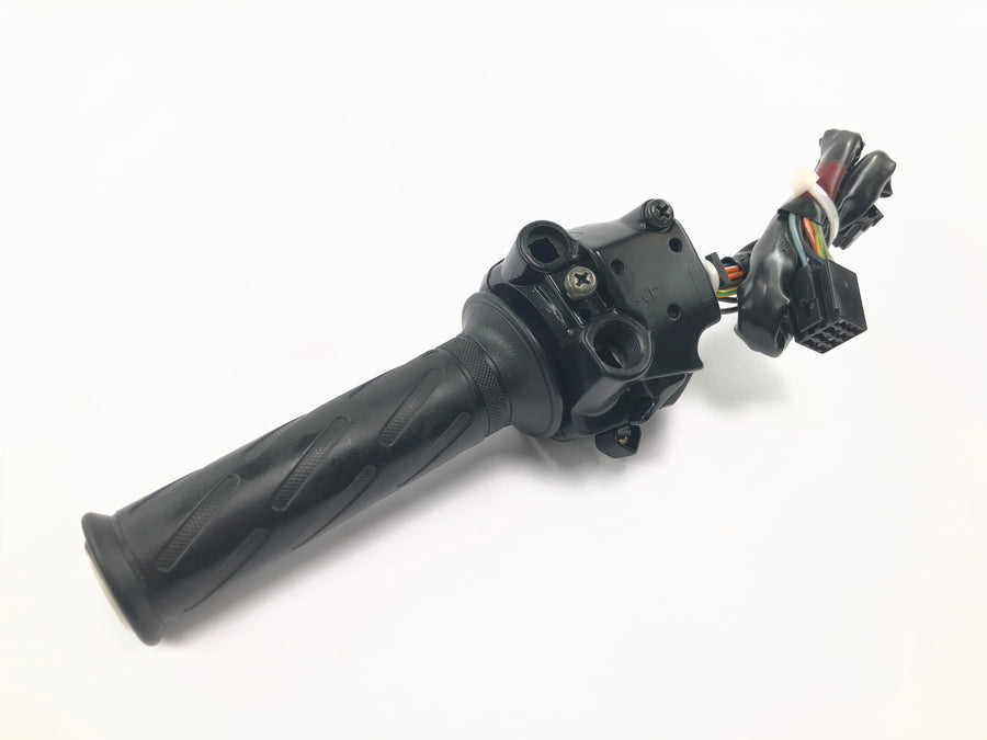 Suzuki GSX R 1000 WVBZ K3 [2003] - Handlebar switch right throttle grip fitting starter switch