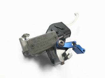 Suzuki RM Z 250 RJ41A [2007] - Käsijarrupumpun etujarruvivun jarruvipu