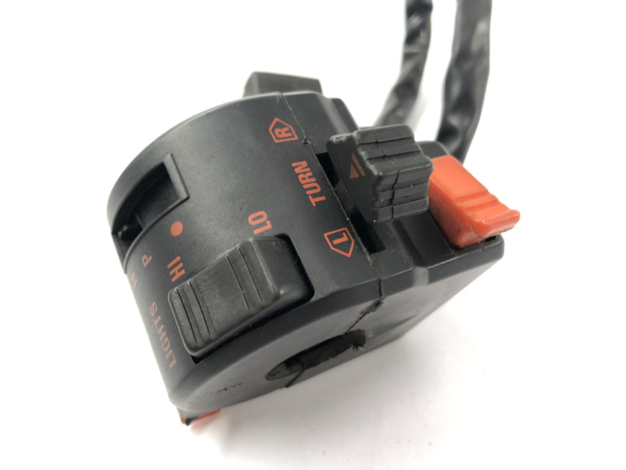 Husqvarna TE 610 8ae [1994] - Ohjaustangon kytkin vasemmalla käännöksellä