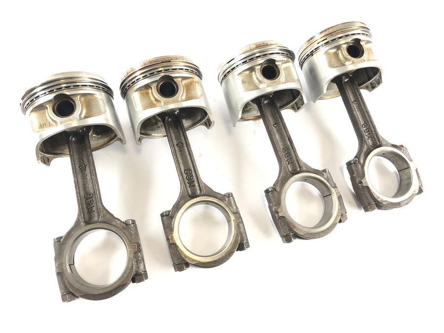 Honda Goldwing GL 1200 [SC14] - piston with connecting rod set