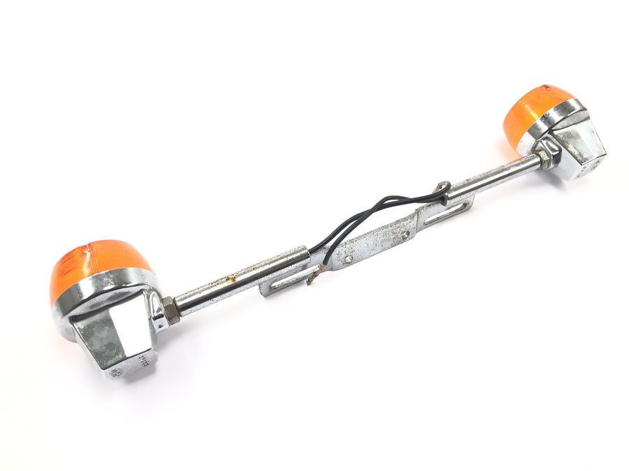 Moto Guzzi V65 Custom [1985] - Rear indicator indicator unit with bracket